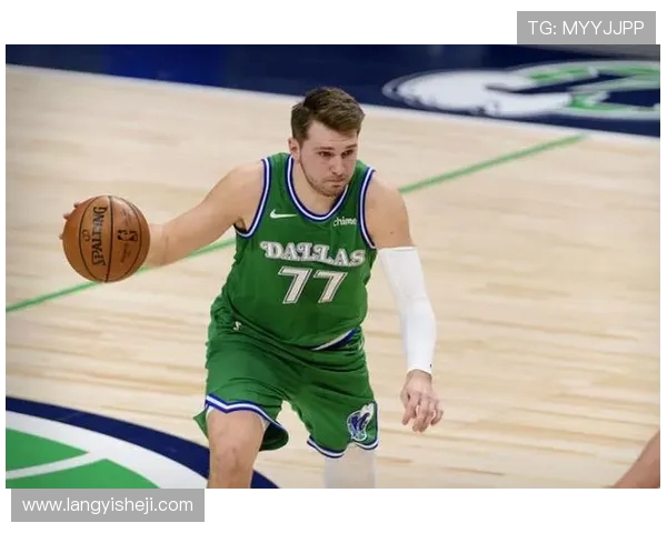 独行侠官宣复古绿色球衣与地板涂装回归引发球迷热议 独行侠官宣复古绿色球衣与地板涂装回归引发球迷热议